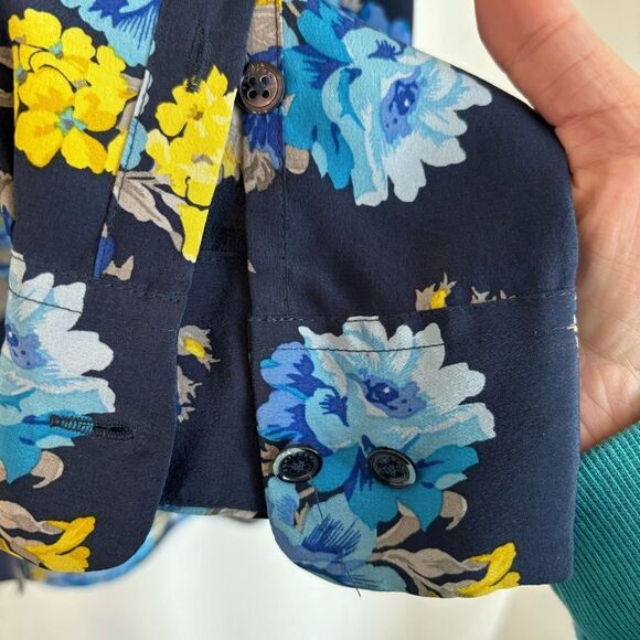 Equipment Women Lynn 100% silk button down Blouse Peacoat floral long sleeve LG - Picture 8 of 15